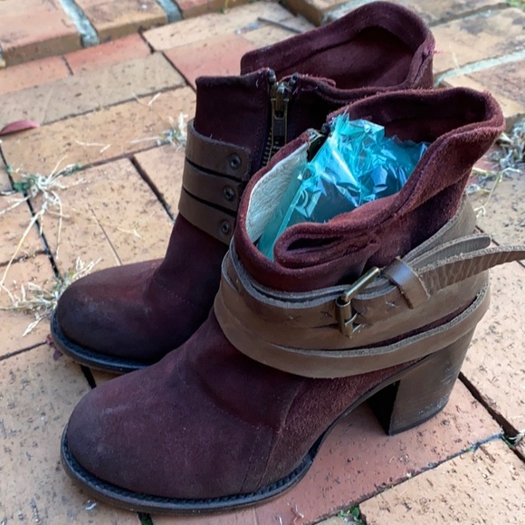 Freebird Steven Blaze Booties Burgundy Maroon Suede Red Wine Stacked Heel Boot - Picture 2 of 13